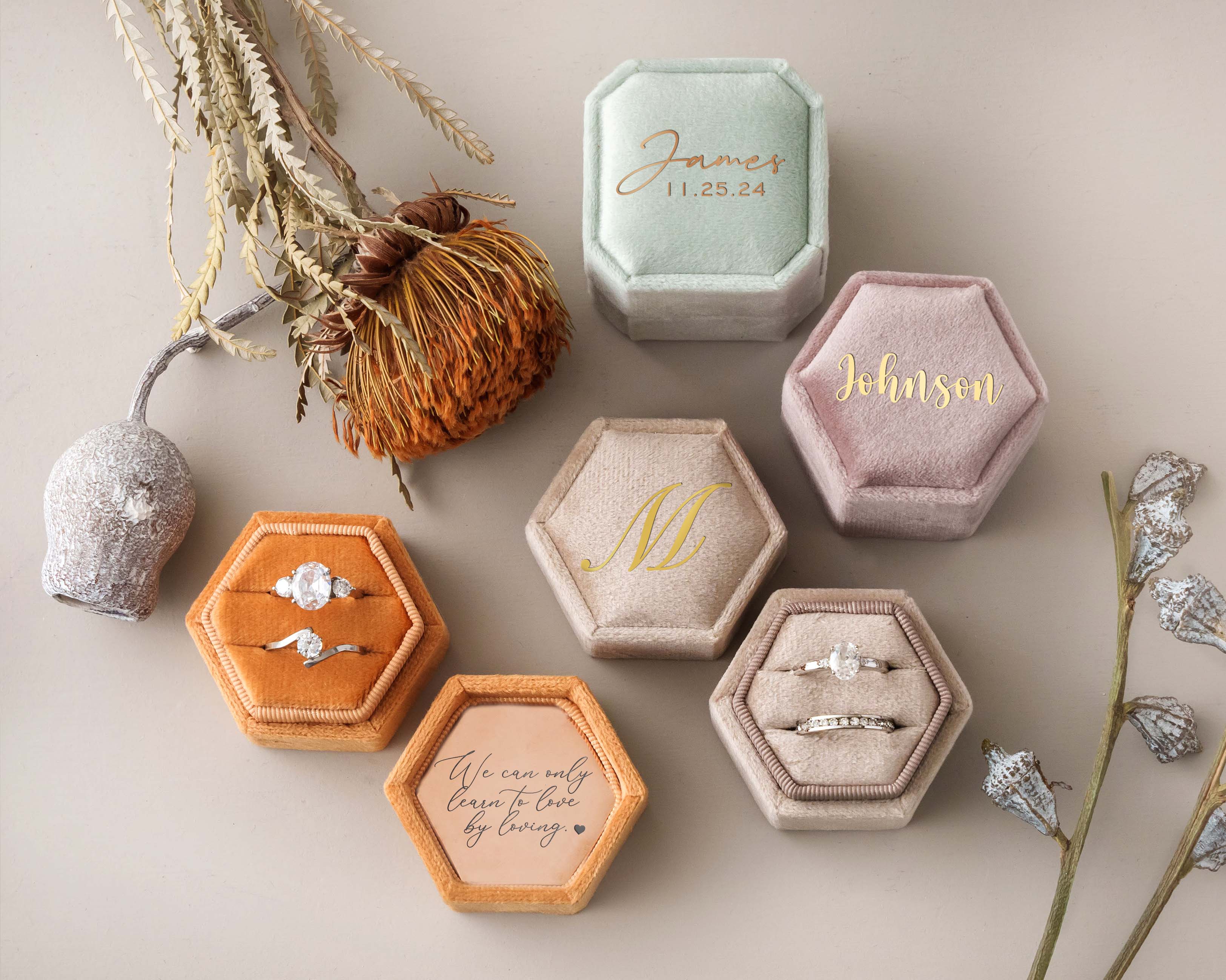 Double Slot Octagon Velvet Ring Box