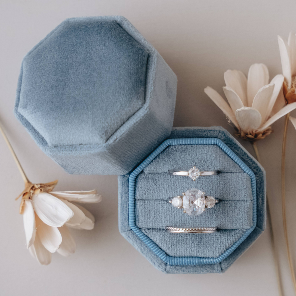 Triple Slot Octagon Velvet Ring Box