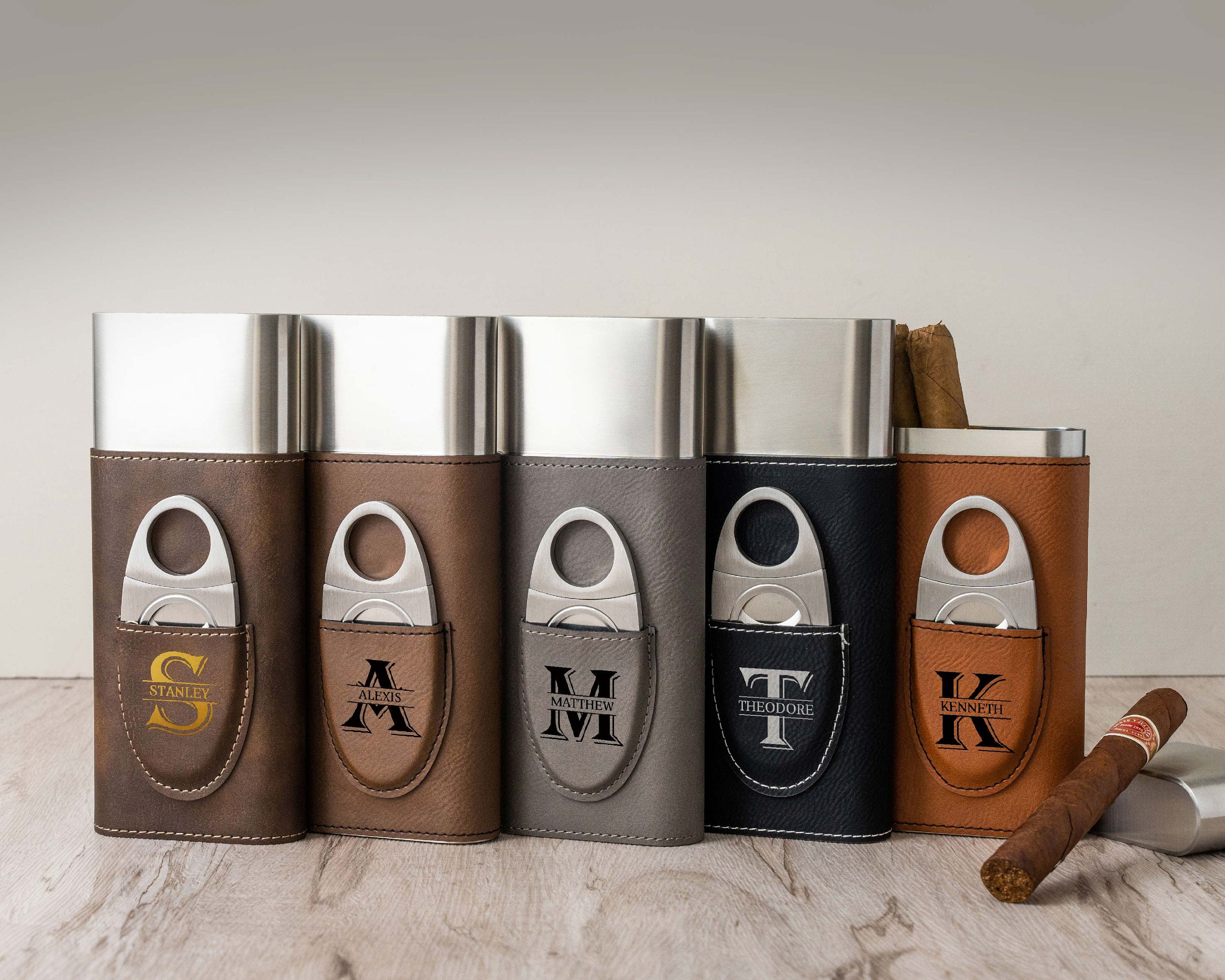 Personalized Cigar Case,Mens Christmas Gift, Groomsmen Gifts, Custom Engraved Cigar Holder, Cigar Travel Case, Leather Cigar Holder