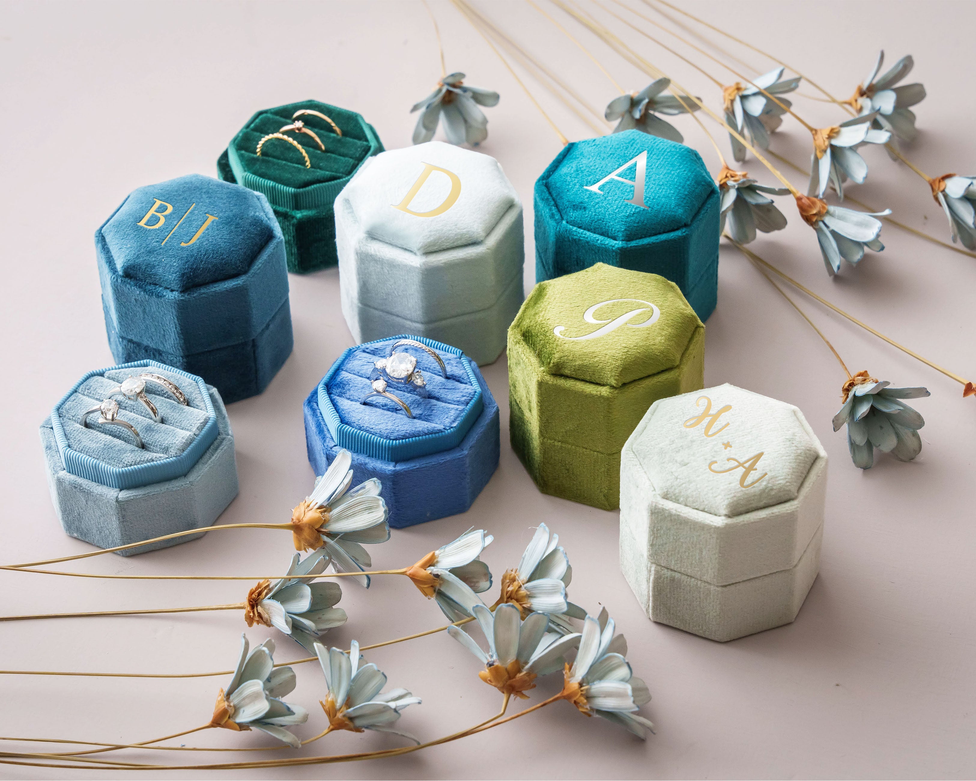 Triple Slot Octagon Velvet Ring Box