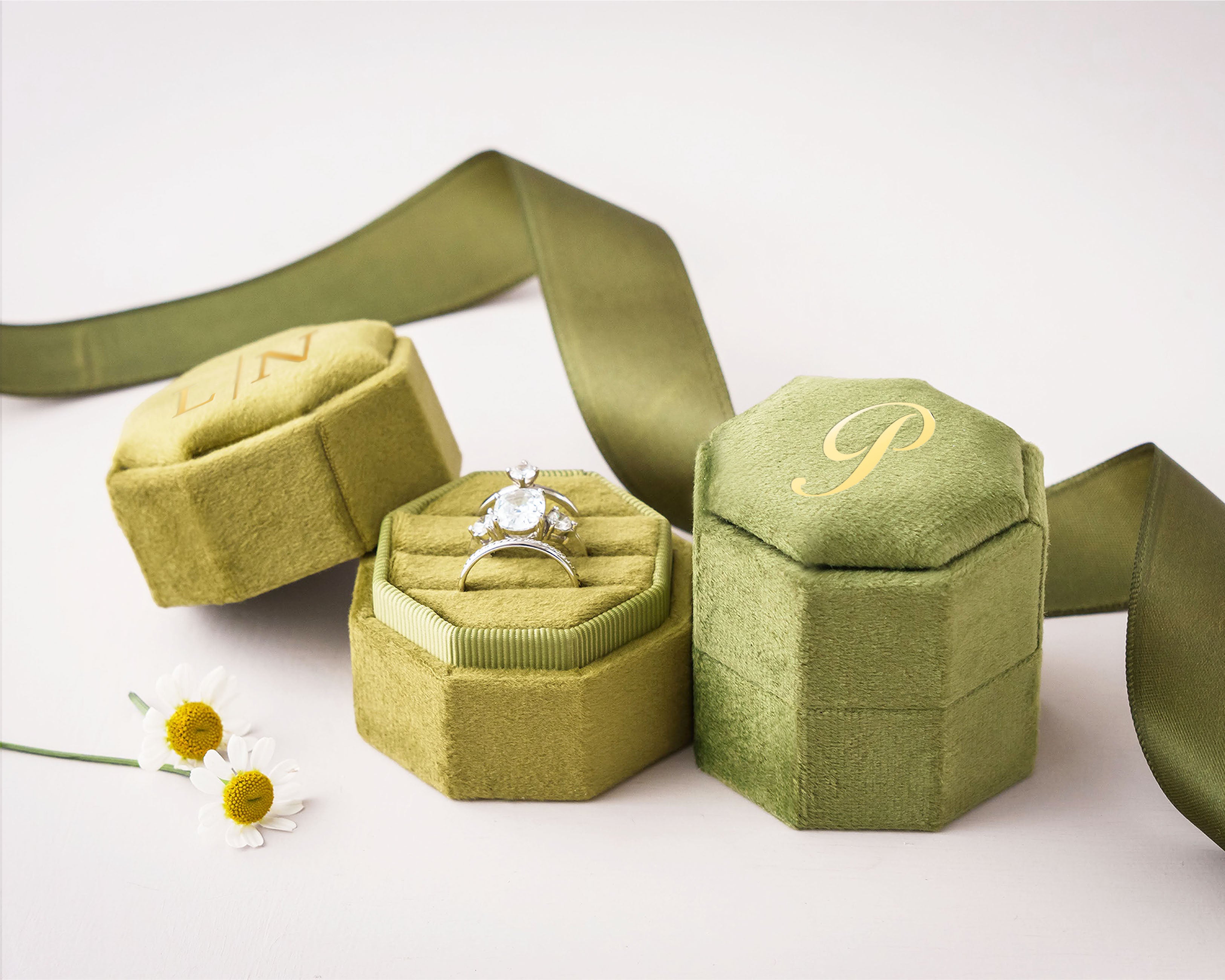 Triple Slot Octagon Velvet Ring Box