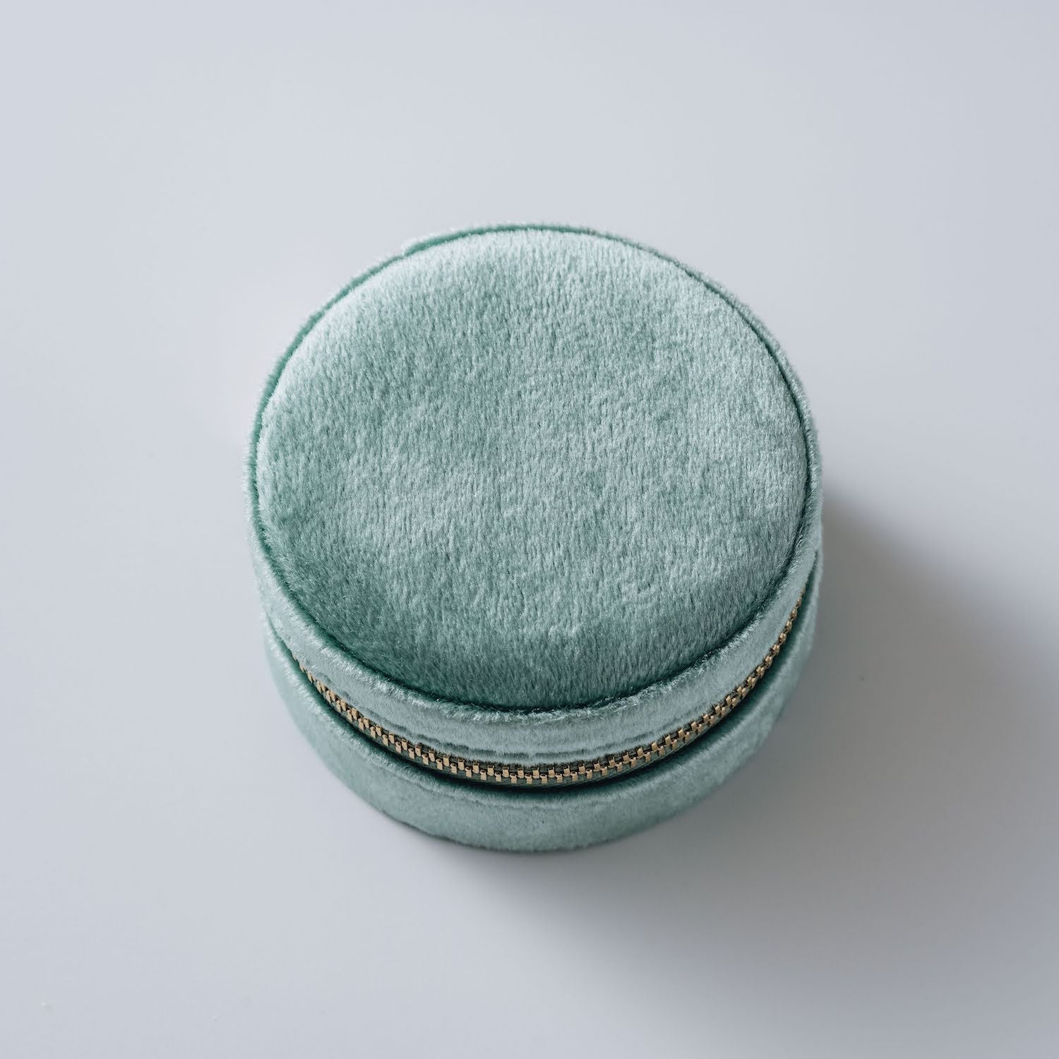 Round Velvet Jewelry Box with Name