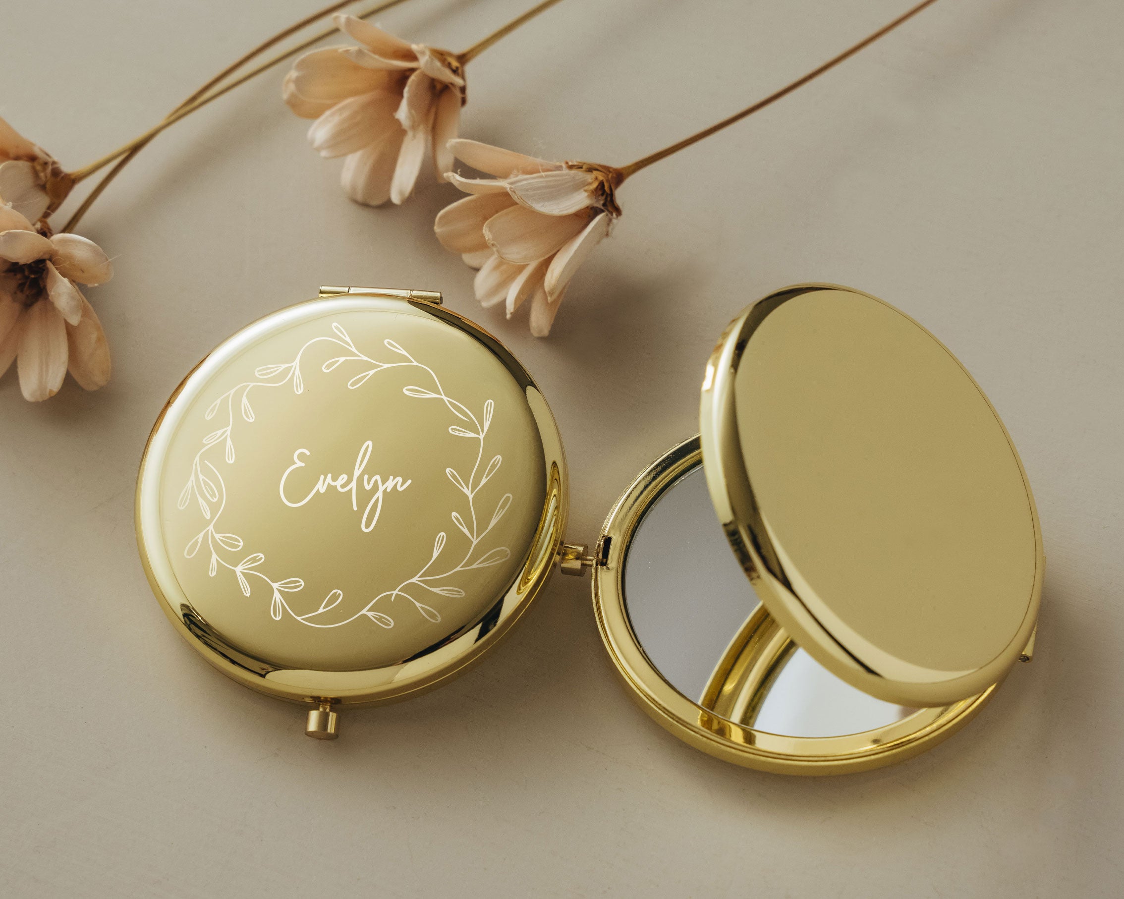 Compact Mirror with Name Design 1