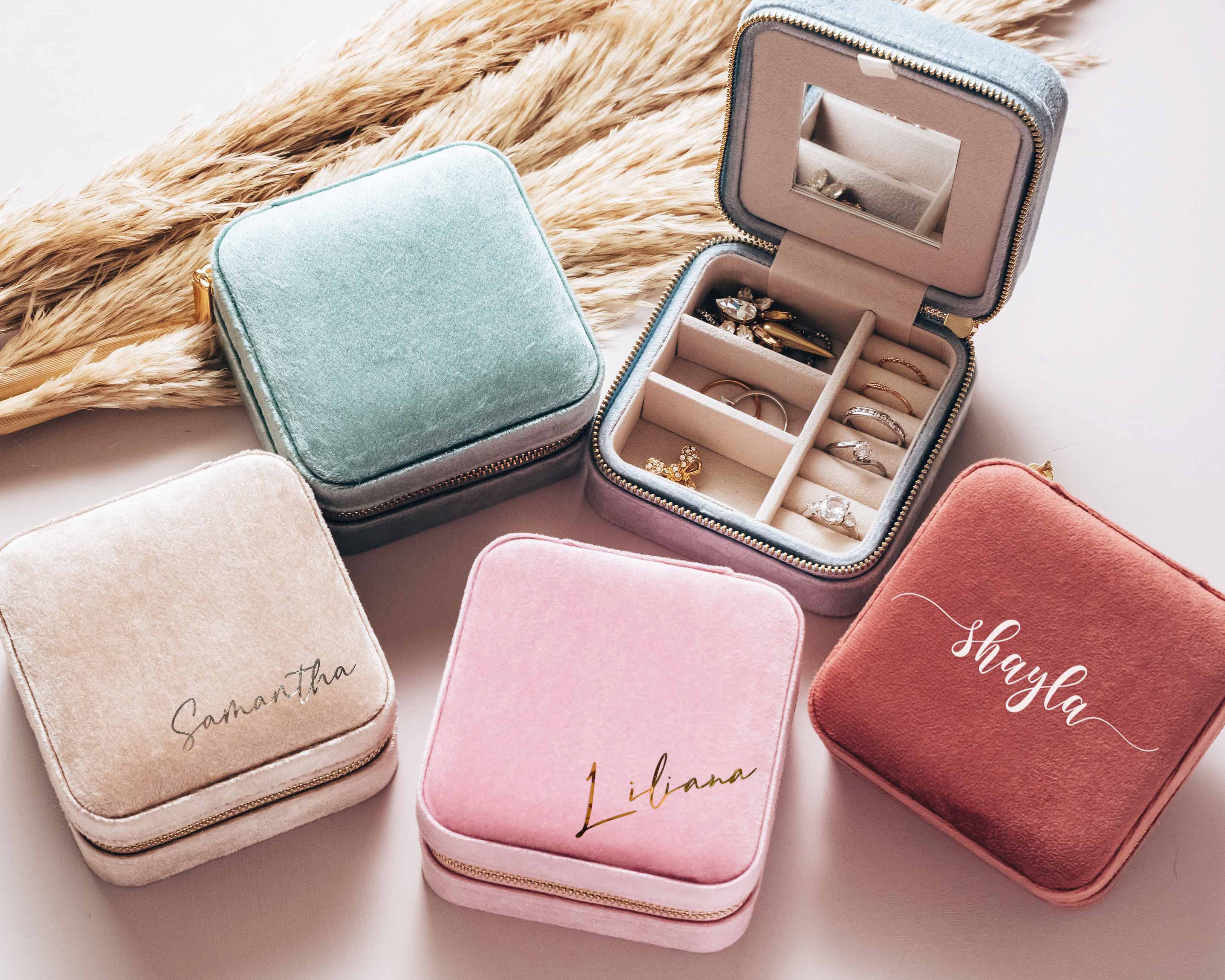Velvet Travel Jewelry Case | Name Design