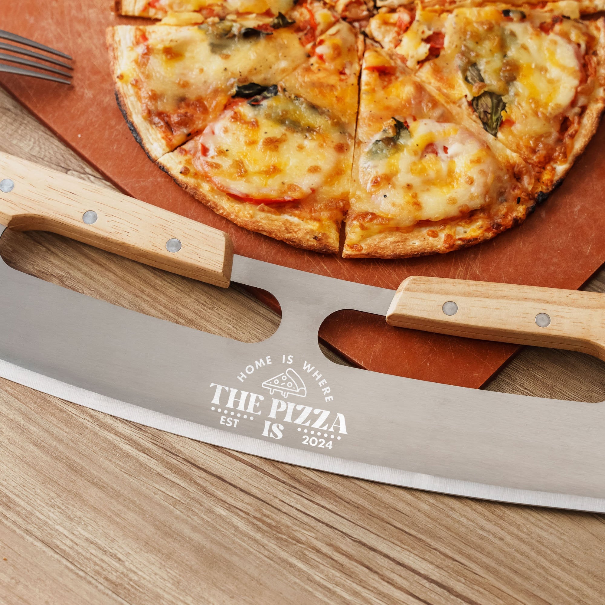 Personalized Pizza Cutter, Christmas Gifts, Housewarming Gifts, Kitchen gift for dad, New Home Gift for Couple, Unique Culinary Tools Gift