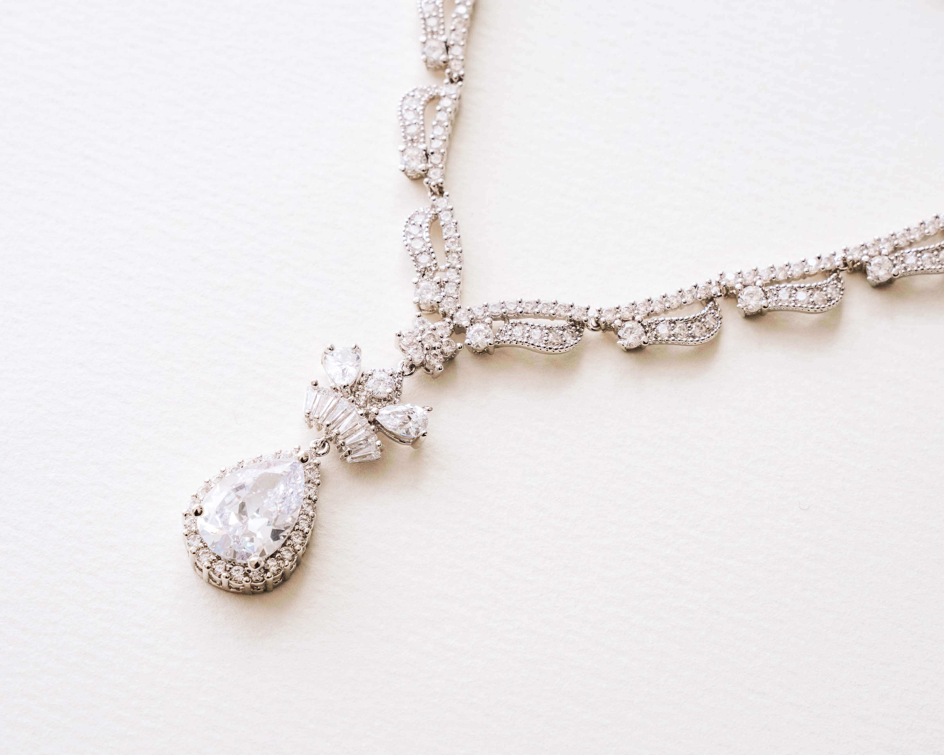 Silver Crystal Necklace Jewelry Set - The perfect wedding jewelry.